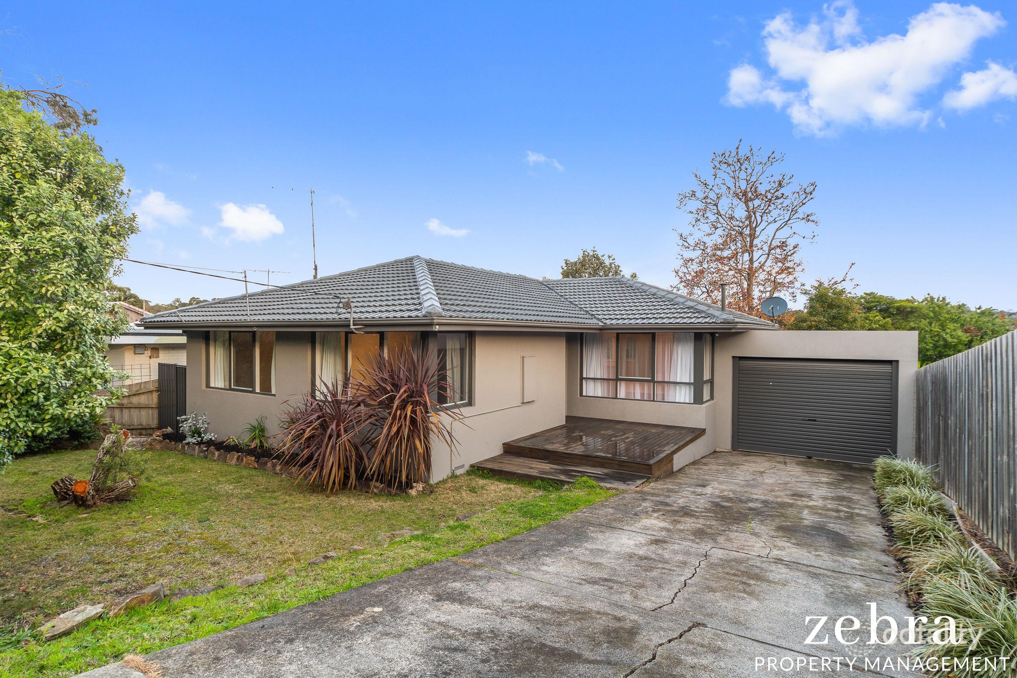 2 Woolston Dr, Frankston South, VIC 3199