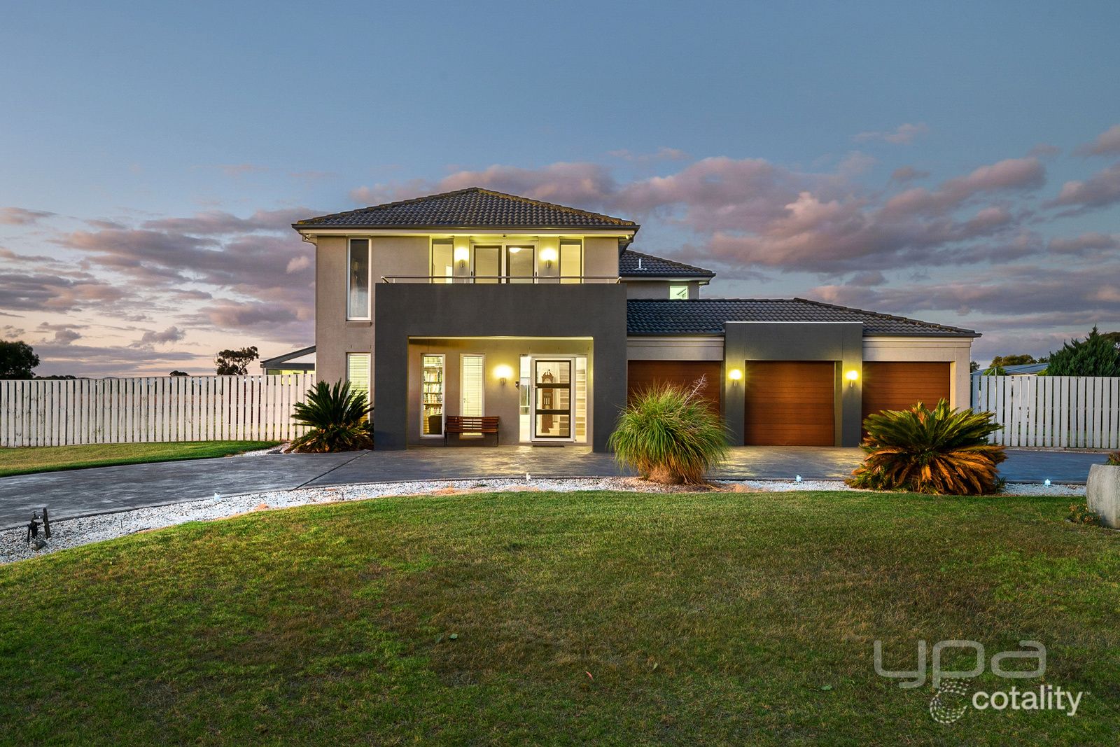 49 Killarney Dr, Melton, VIC 3337