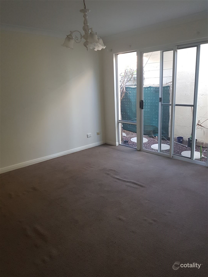 1/16 Sandpiper Tce, Hallett Cove, SA 5158