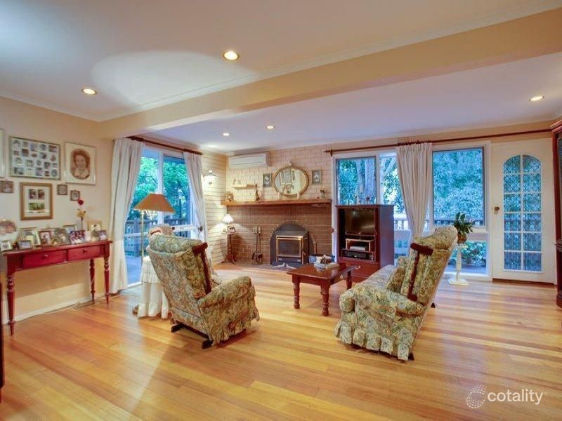 29 Joan Ave, Ferntree Gully, VIC 3156