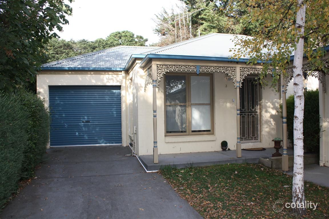 3/58a Urquhart St, Woodend, VIC 3442