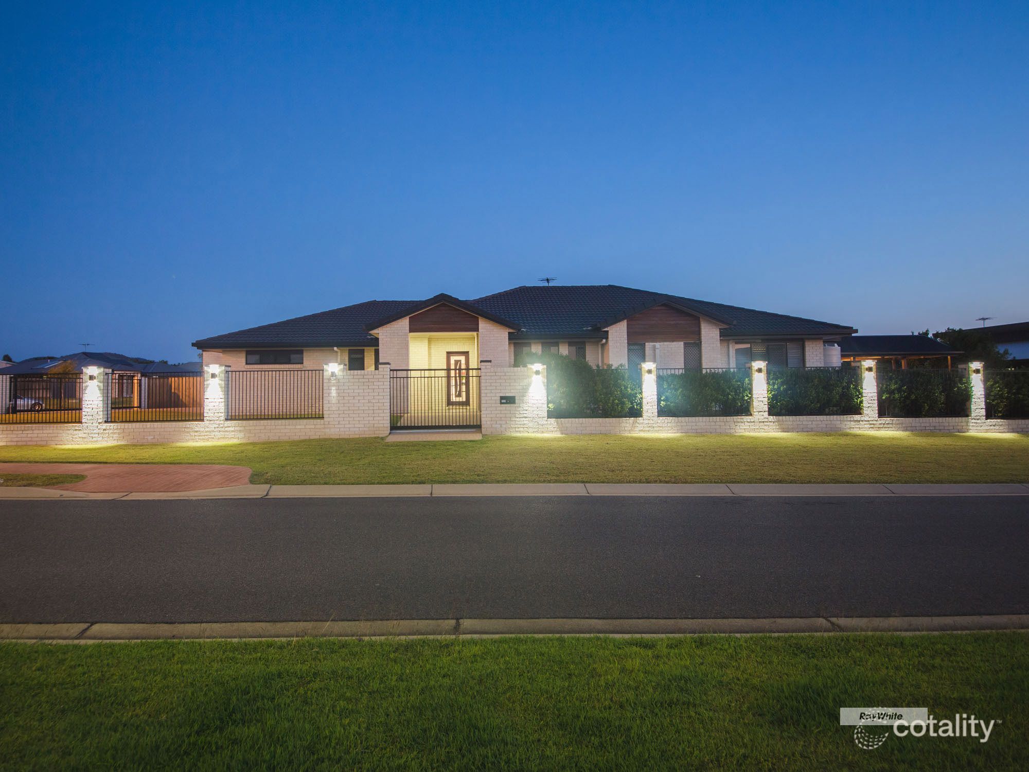 1 Tamarind Ave, Norman Gardens, QLD 4701