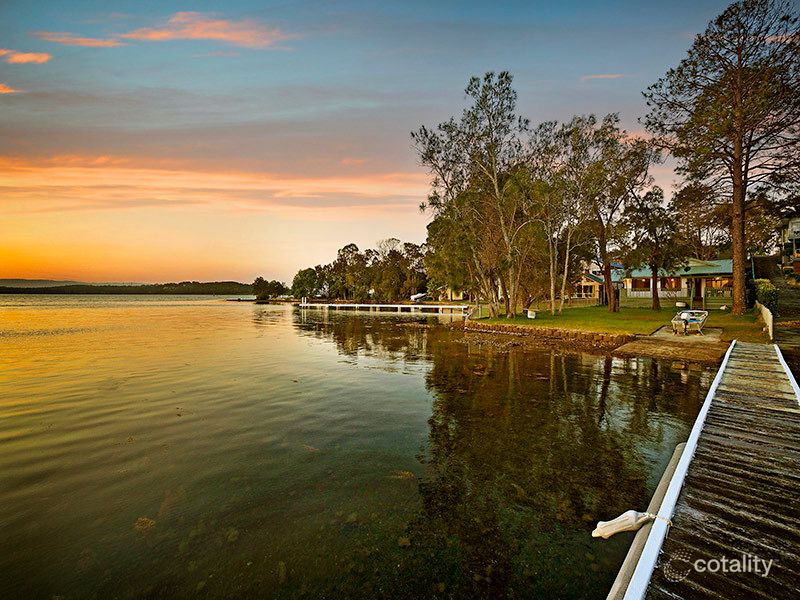 62 Gordon Ave, Summerland Point, NSW 2259