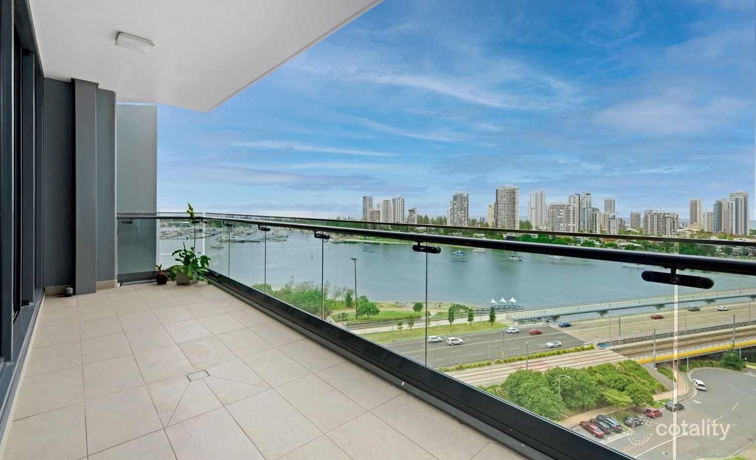 1310/2 Como Cres, Southport, QLD 4215