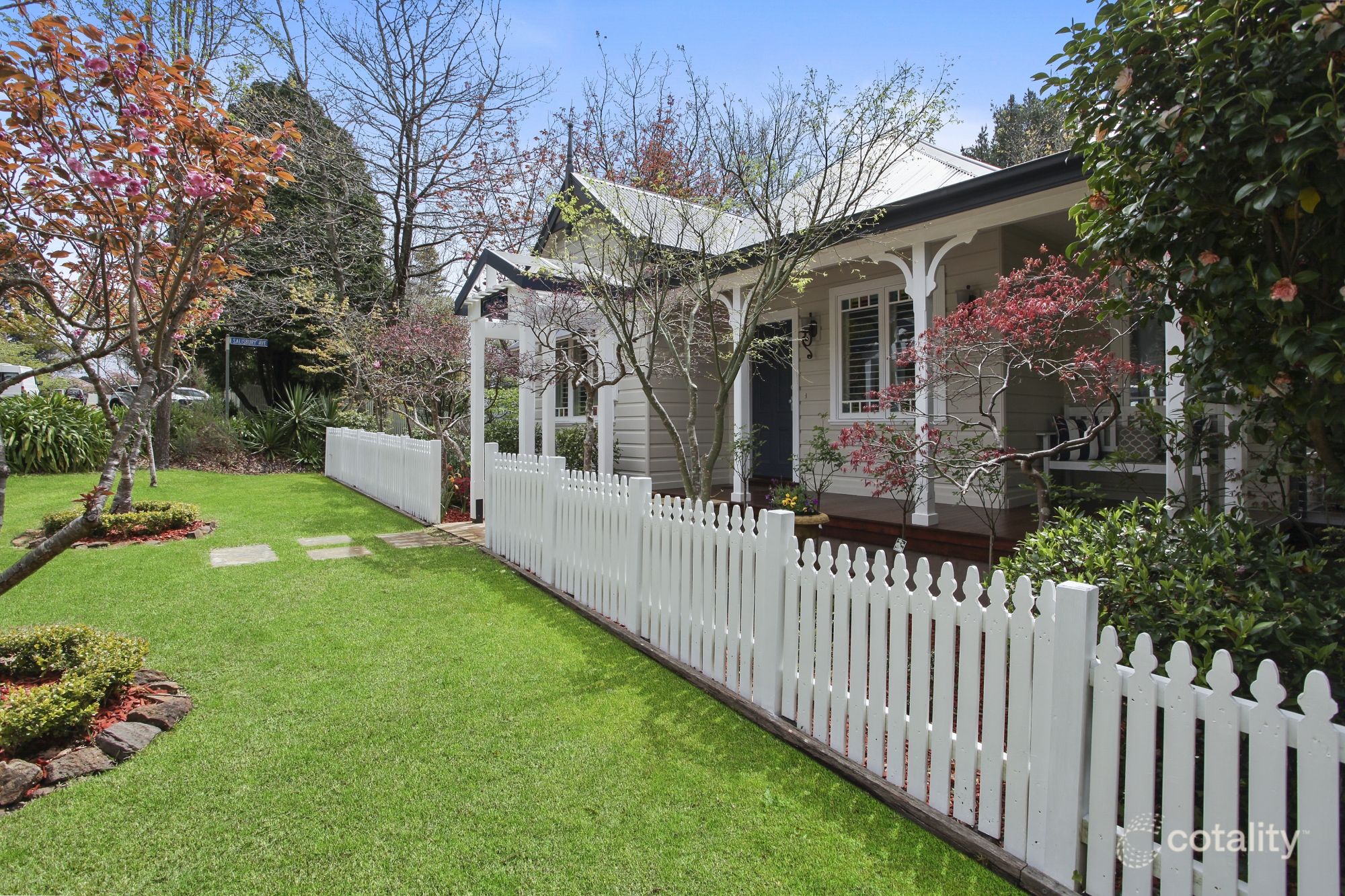 10 Cook St, Leura, NSW 2780