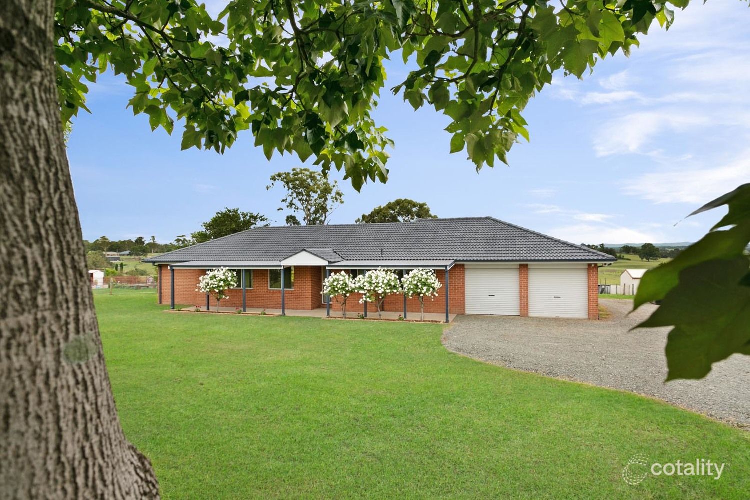 357 Aberglasslyn Rd, Aberglasslyn, NSW 2320