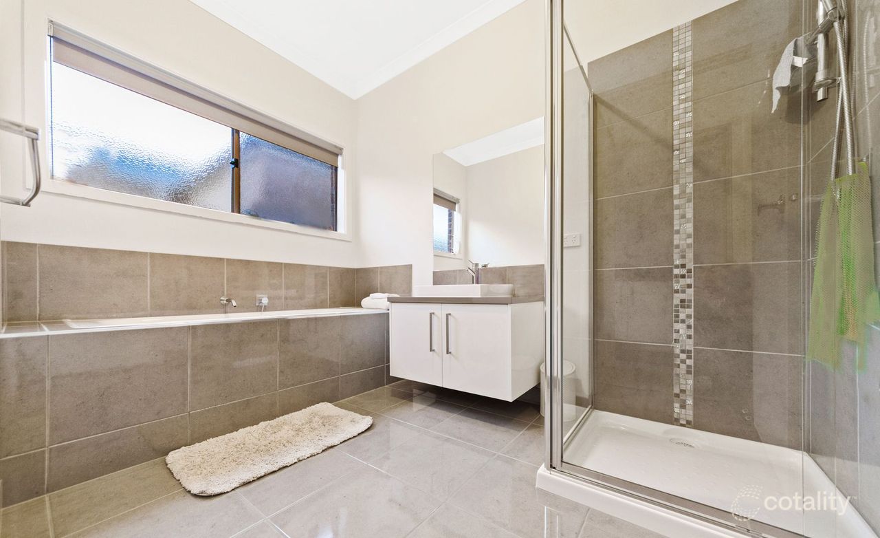 10 Maryburgh Rd, Cobblebank, VIC 3338