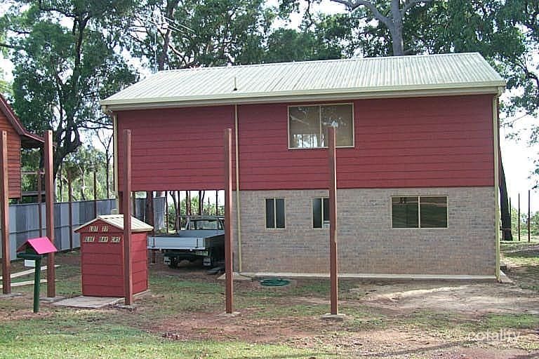 43 Blue Bay Cres, Macleay Island, QLD 4184