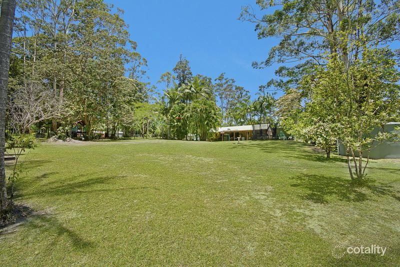 4 Grey Gum Ct, Lake Macdonald, QLD 4563