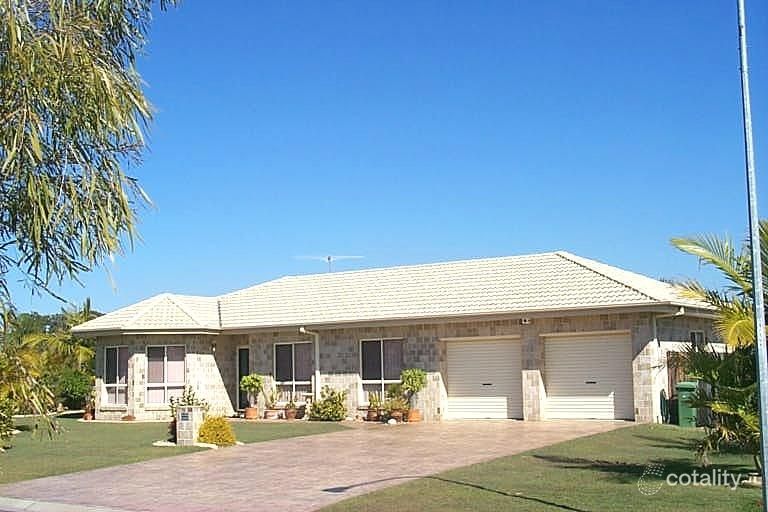 1 Bream Ct, Sandstone Point, QLD 4511