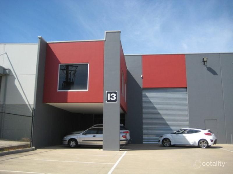 13 Sahra Gr, Carrum Downs, VIC 3201