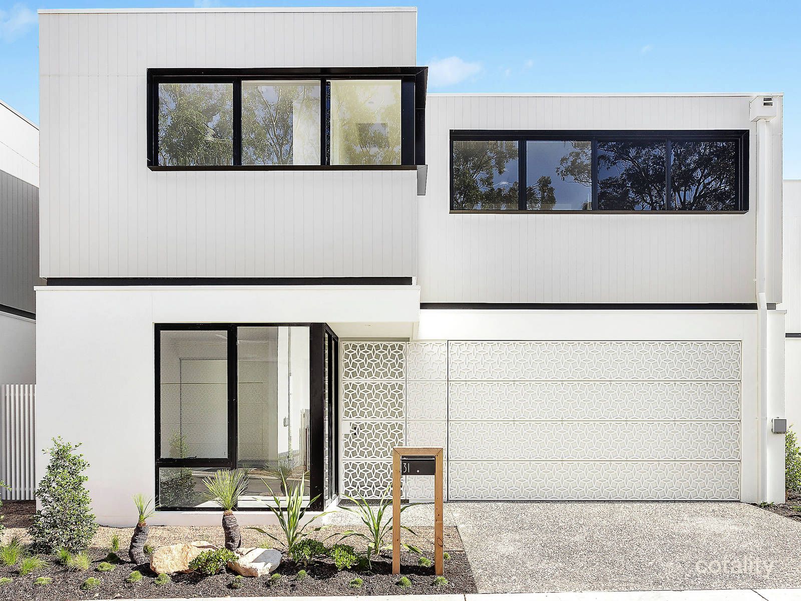 31/2 Brushbox Ct, Chapel Hill, QLD 4069