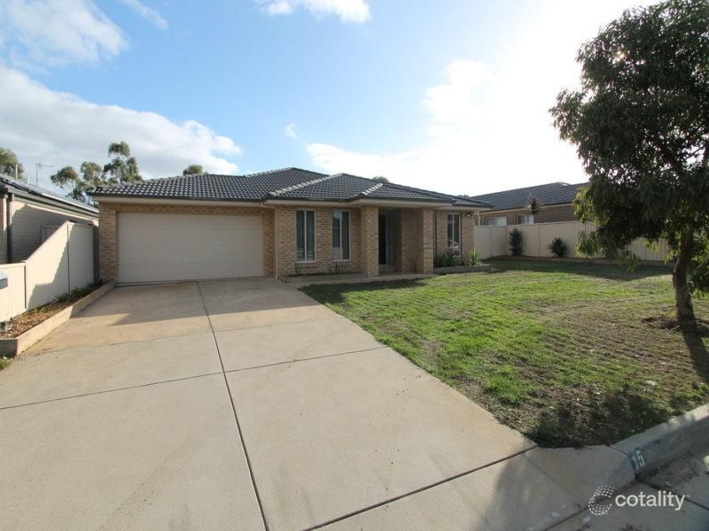 15 Normlyttle Pde, Miners Rest, VIC 3352