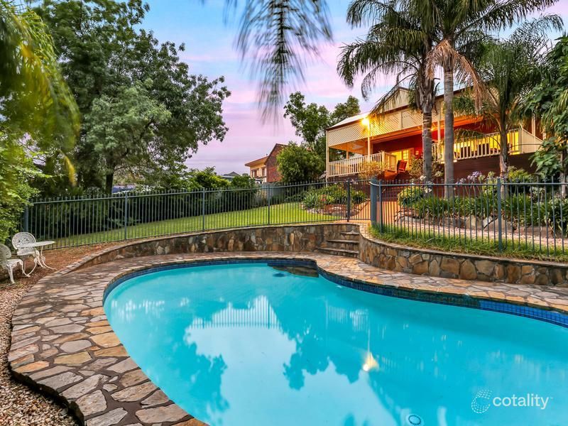 20 Lake View Cres, Highbury, SA 5089