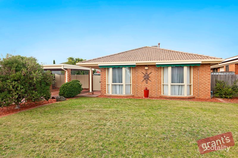 5 Enoch Rise, Hallam, VIC 3803