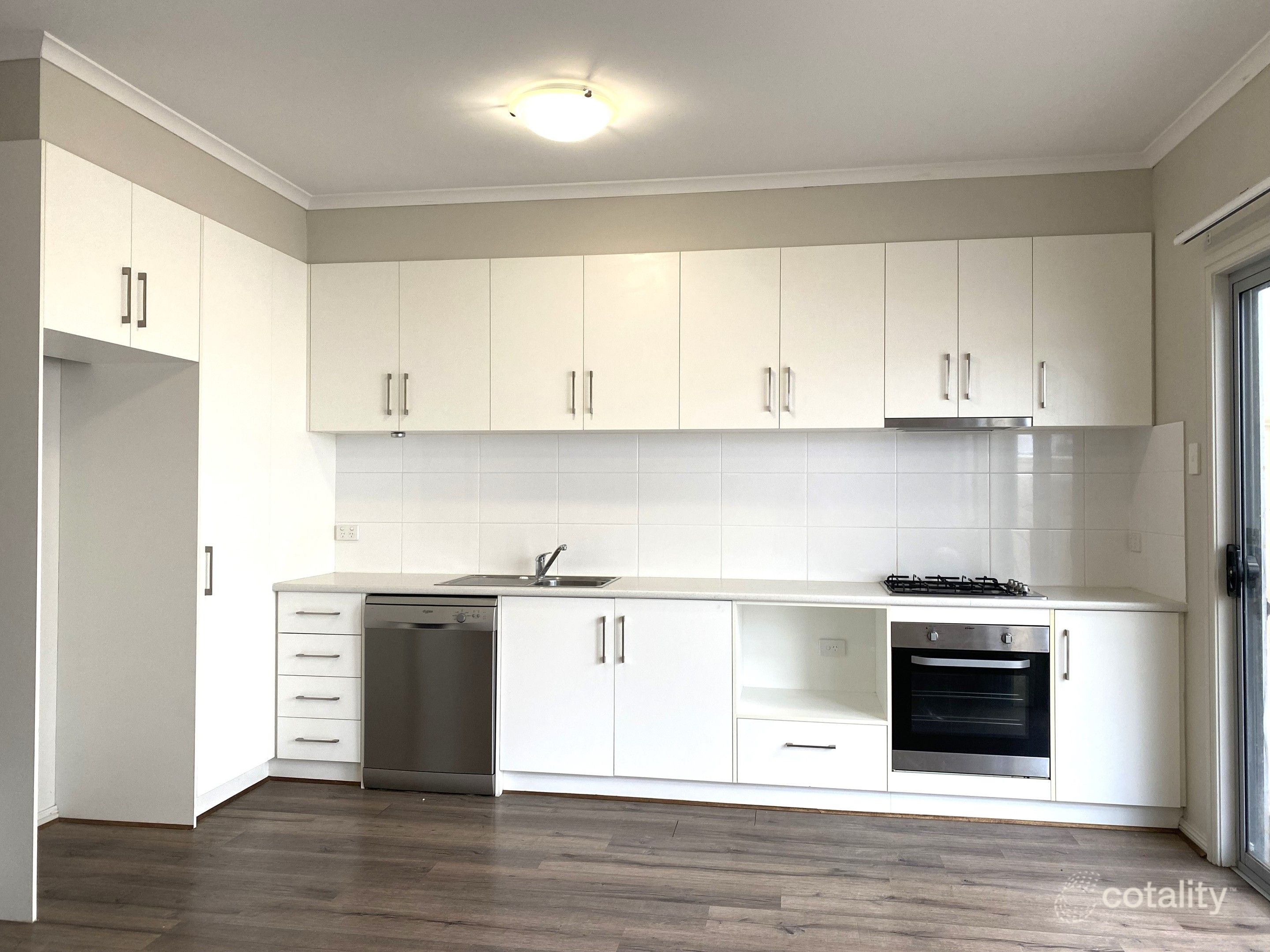 10 Jonas St, Munno Para, SA 5115