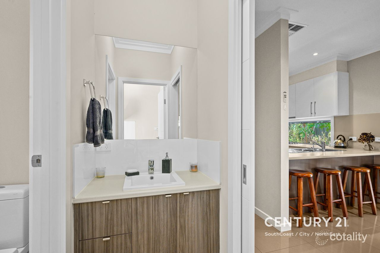 2 Robin St, Port Noarlunga South, SA 5167