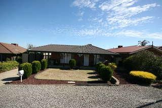 14 Shillabeer Cres, Woodcroft, SA 5162