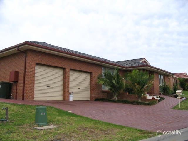 13 Mood Cct, Albion Park, NSW 2527