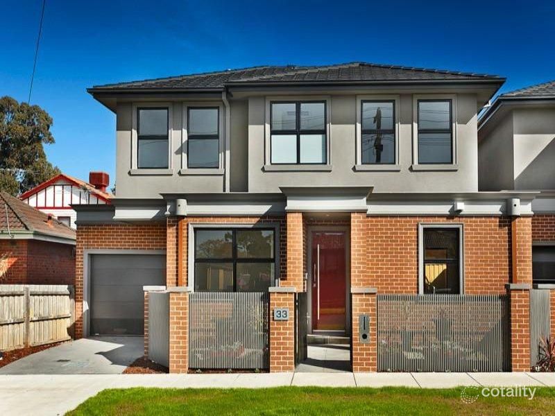 33 Railway Rd, Carnegie, VIC 3163