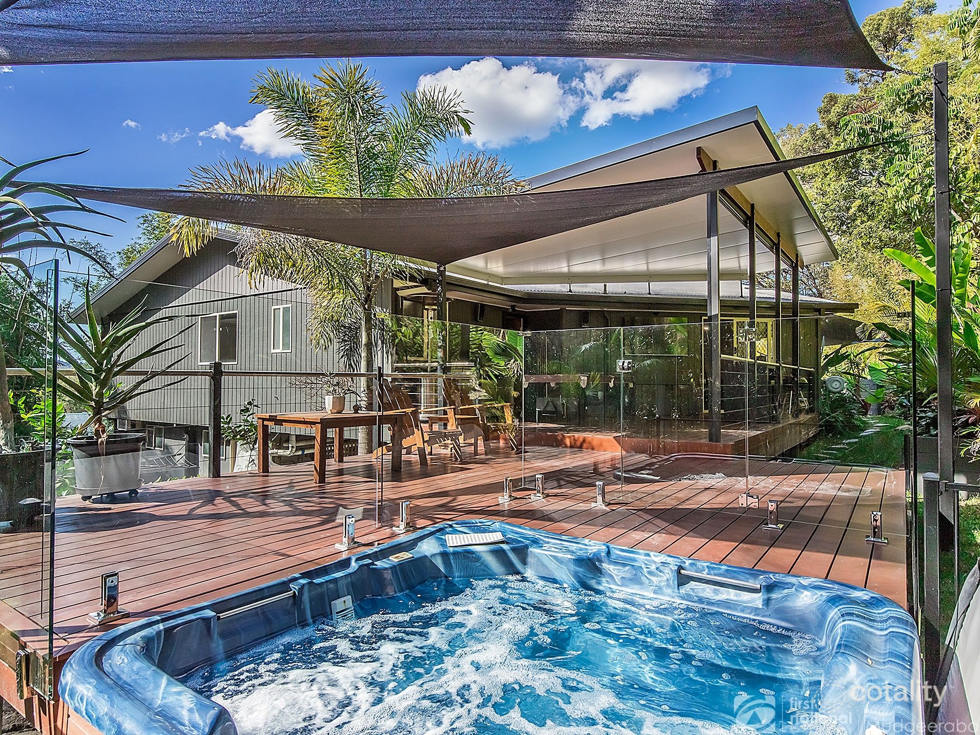 35 Uplands Ct, Tallai, QLD 4213