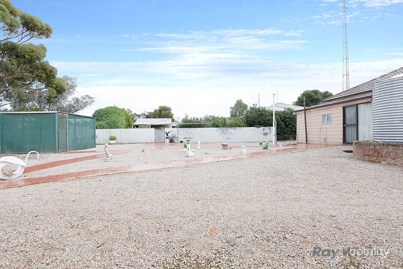 17 Third St, Snowtown, SA 5520