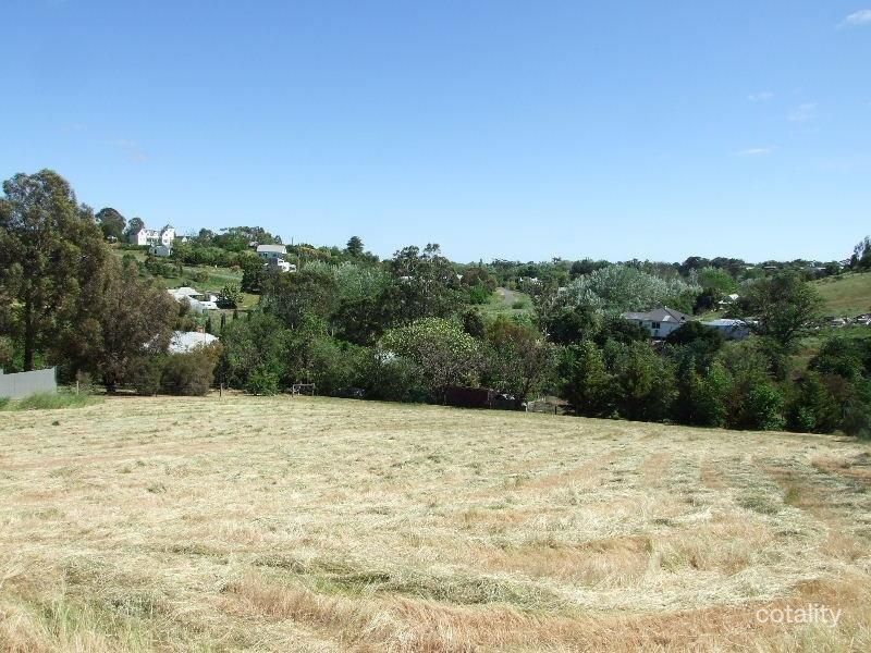 11 Lathlain St, Clunes, VIC 3370