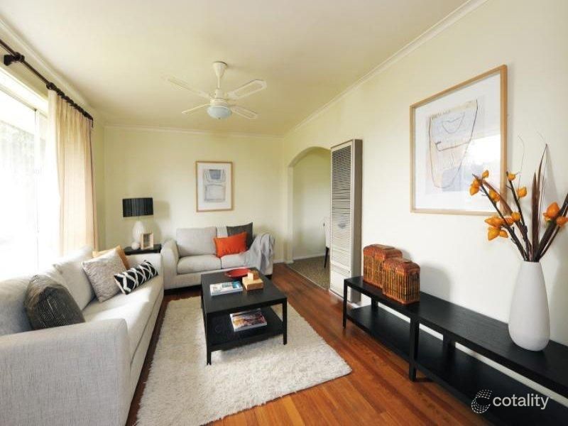 8 Glen Valley Ct, Greensborough, VIC 3088