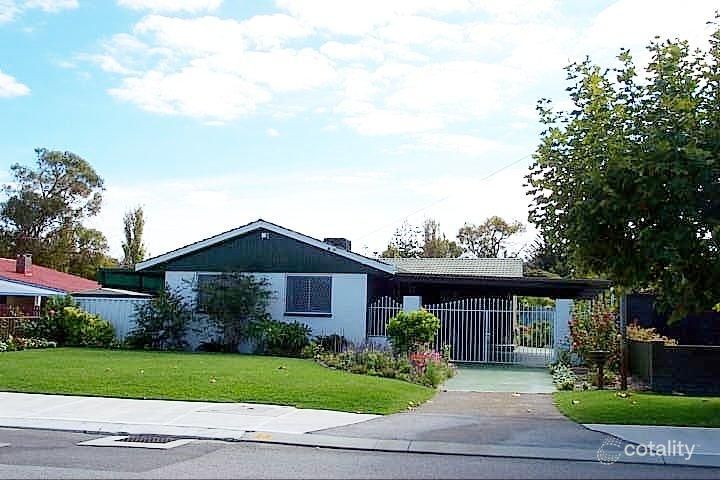 28 Cygnus St, Rockingham, WA 6168