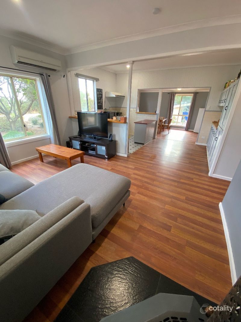 77 The Esplanade, Thompson Beach, SA 5501