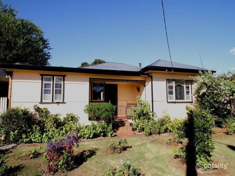 70 Drayton Rd, Harristown, QLD 4350