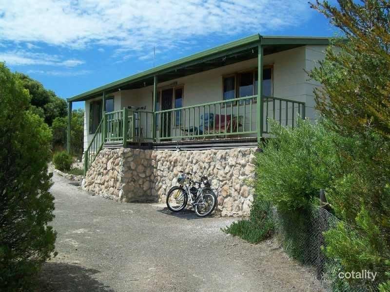 7 Third St, Sapphiretown, SA 5222