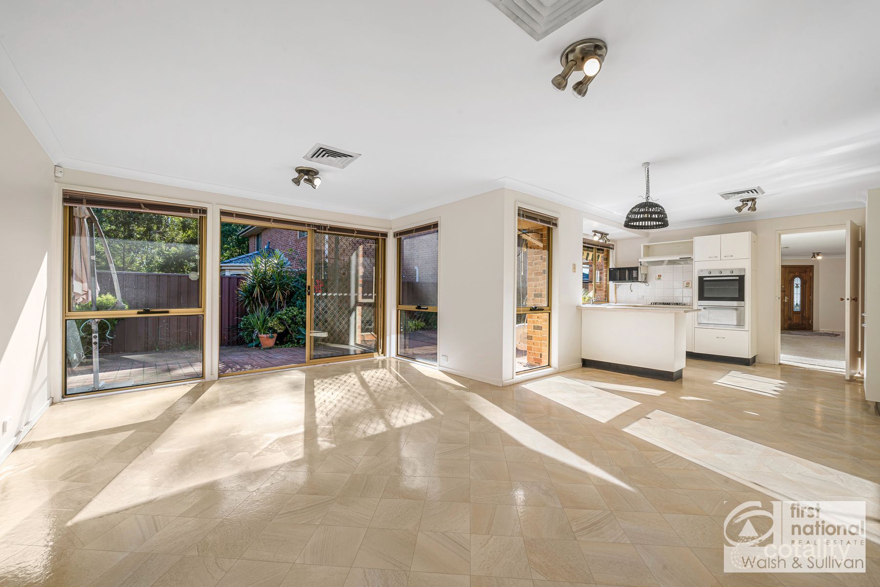 18 Austin Woodbury Pl, Toongabbie, NSW 2146