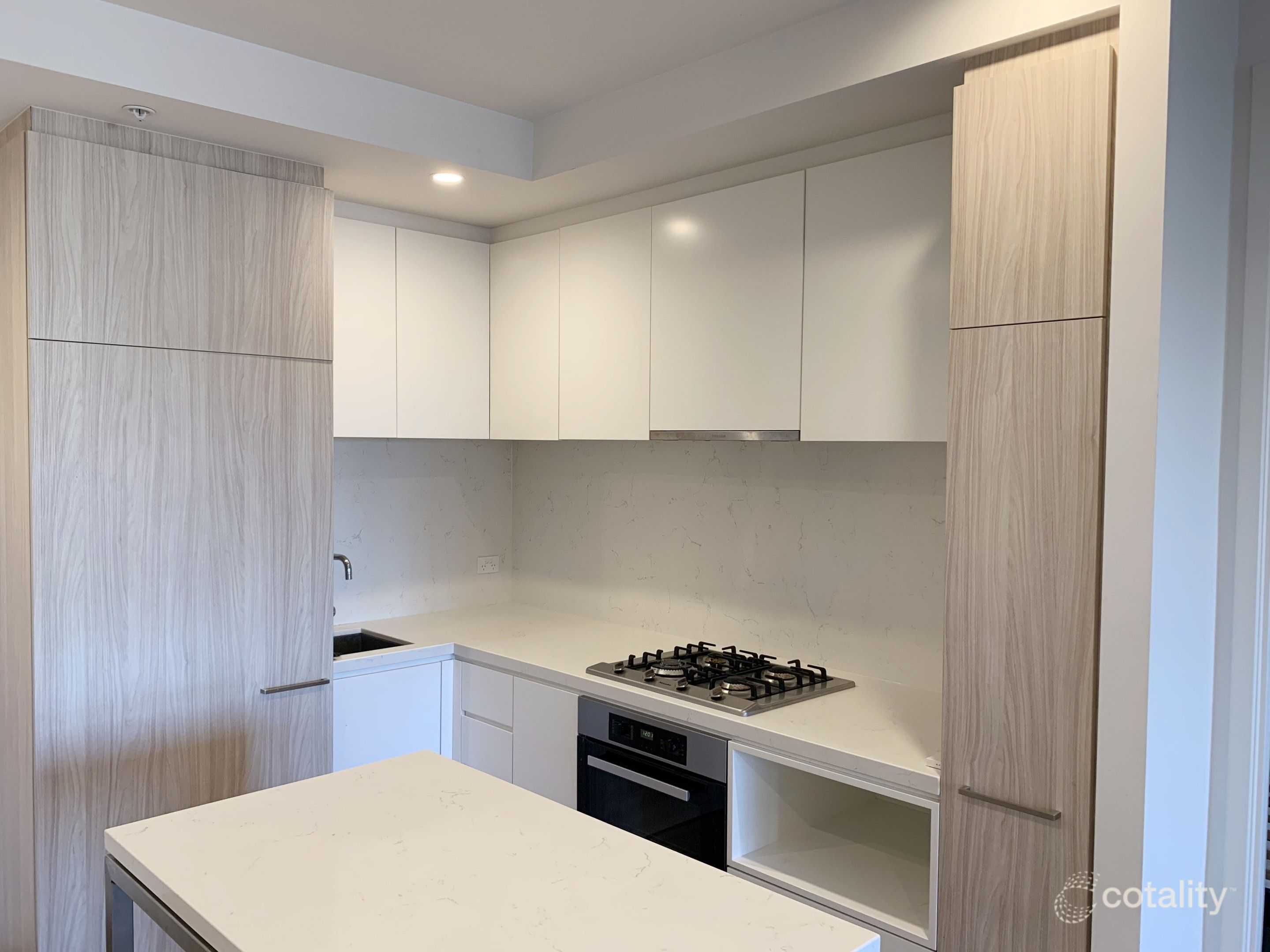 404/15 Irving Ave, Box Hill, VIC 3128