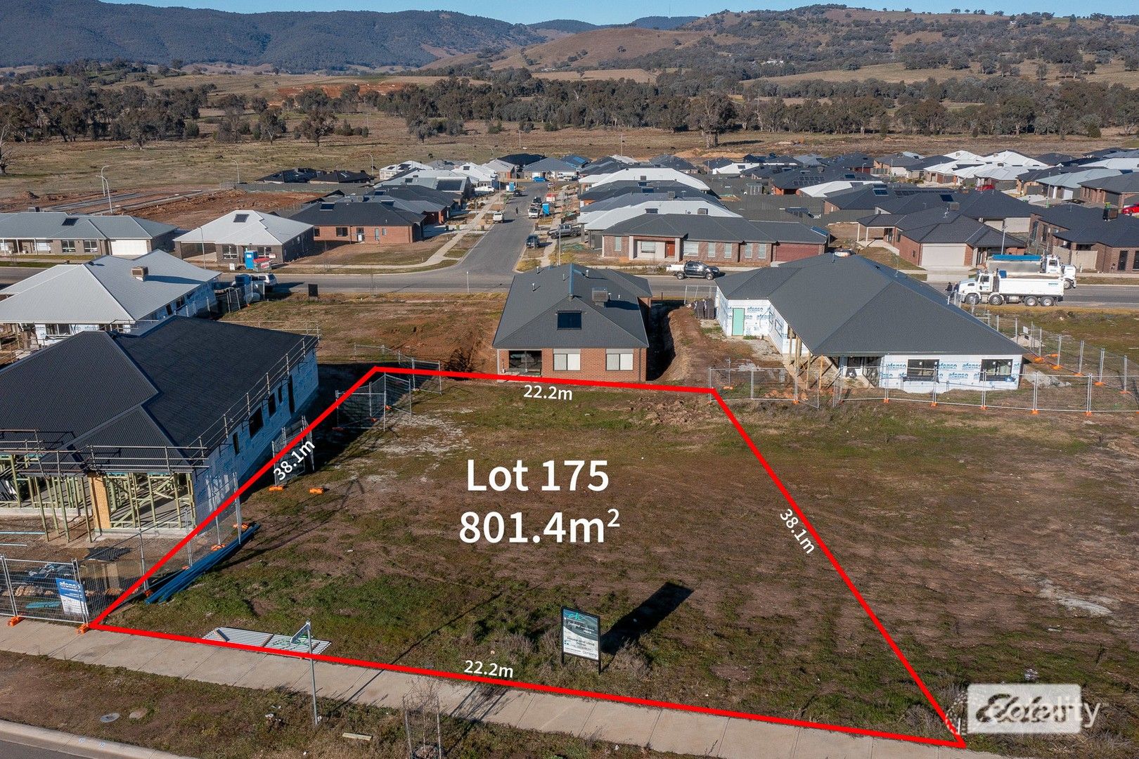 8 Ferndale Rd, Leneva, VIC 3691