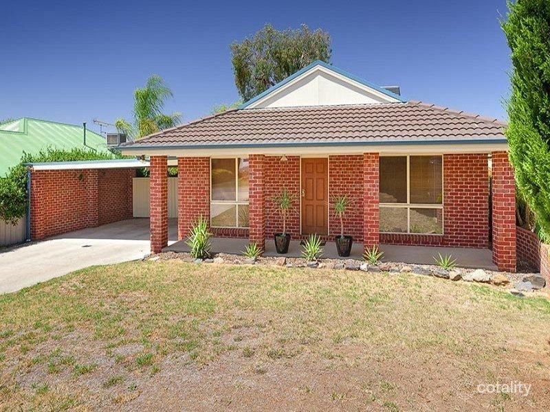 35 Sarson Rd, Glenroy, NSW 2640