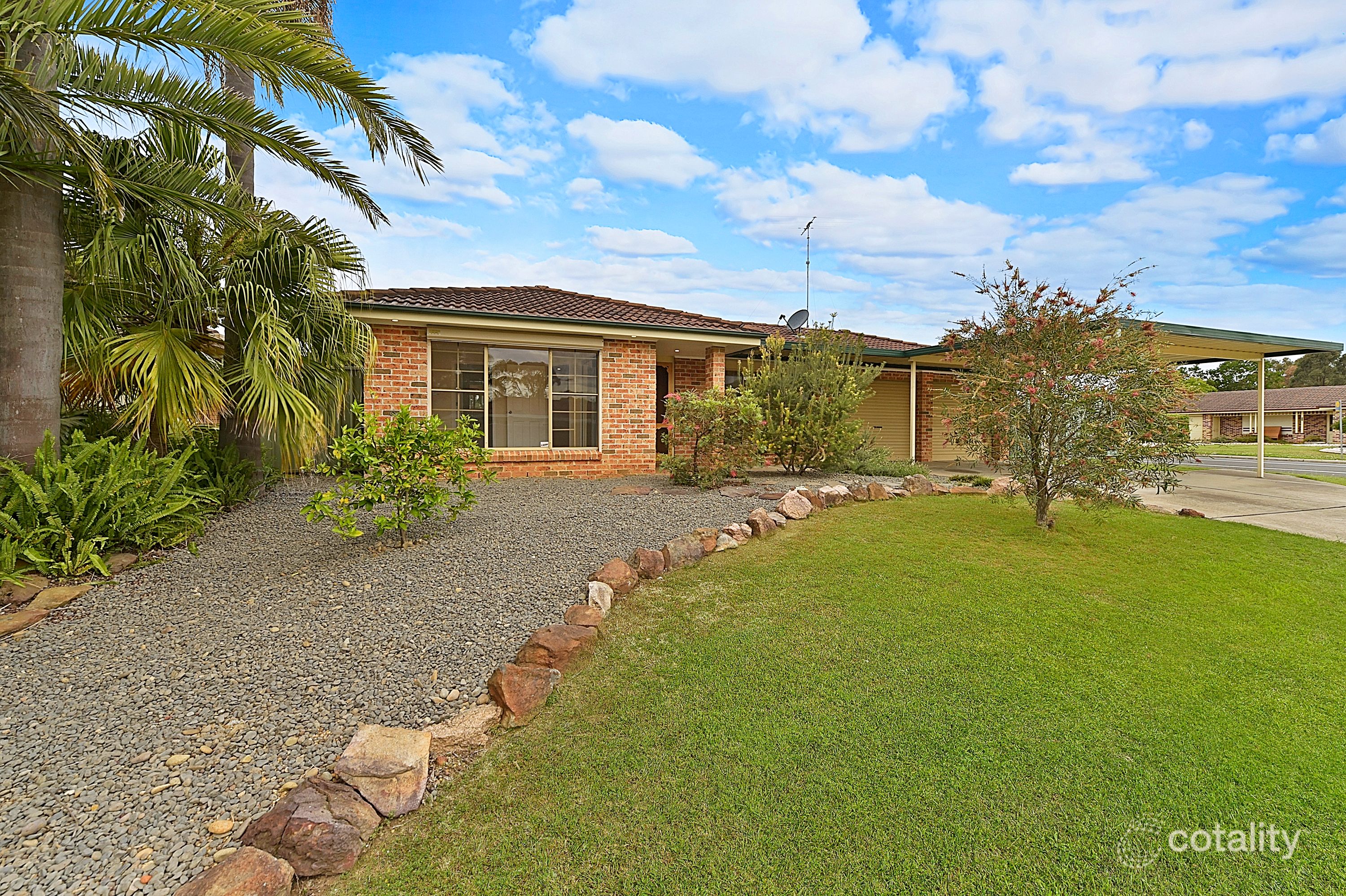 1 Harradine Cres, Bligh Park, NSW 2756