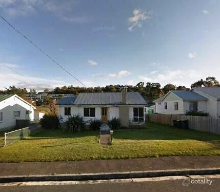 32 Schouten St, Warrane, TAS 7018