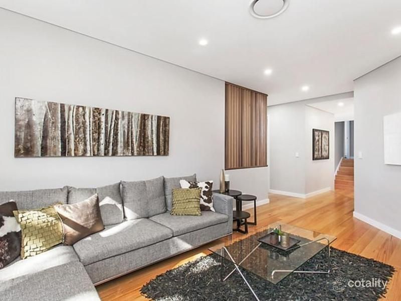 25 St Aidans Ave, Oatlands, NSW 2117