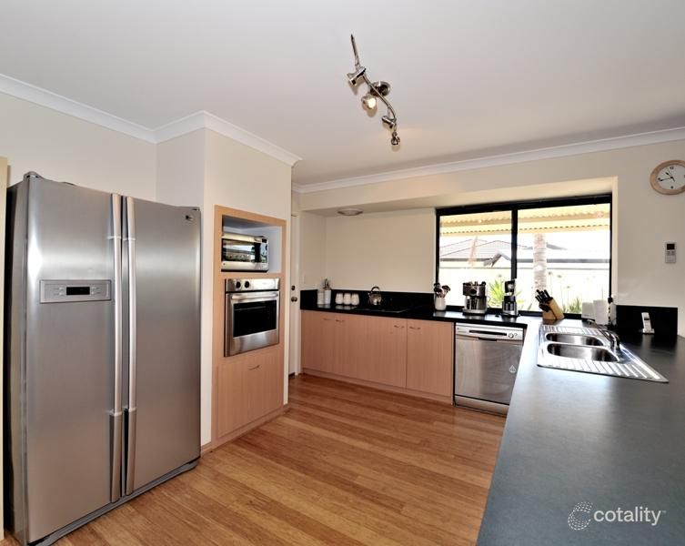 36 Rutherford Sq, Orelia, WA 6167