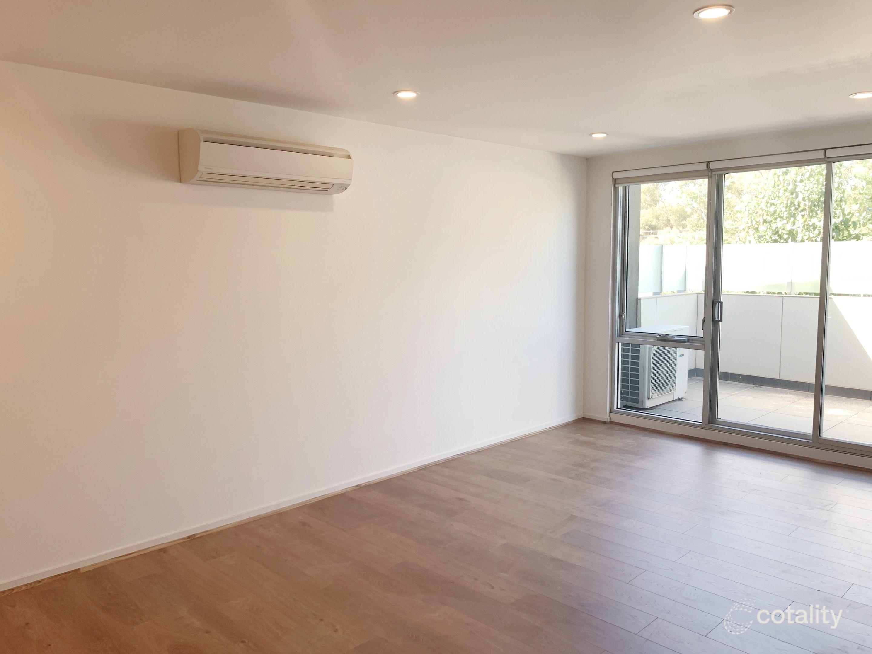 210/8 Berkeley St, Doncaster, VIC 3108