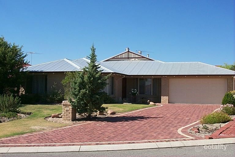 15 Seaside Gdns, Mullaloo, WA 6027