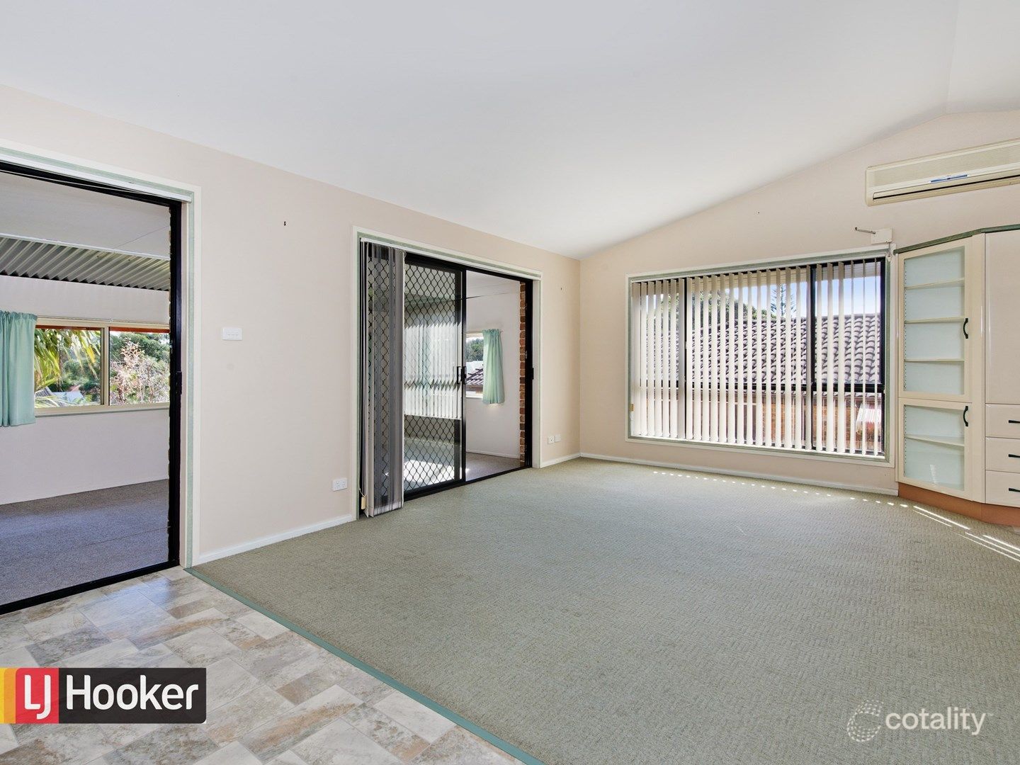 32 Fiona Cres, Lake Cathie, NSW 2445