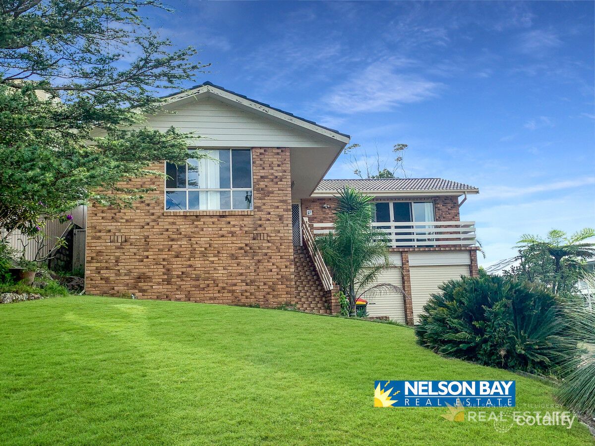 27 Ash St, Soldiers Point, NSW 2317