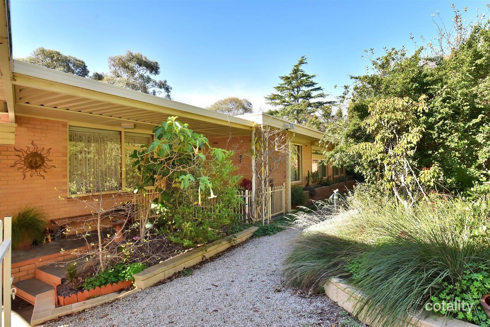 8a Burnell Dr, Belair, SA 5052