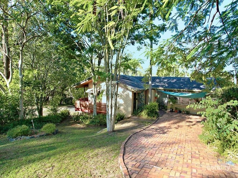 19 Norman St, Fig Tree Pocket, QLD 4069