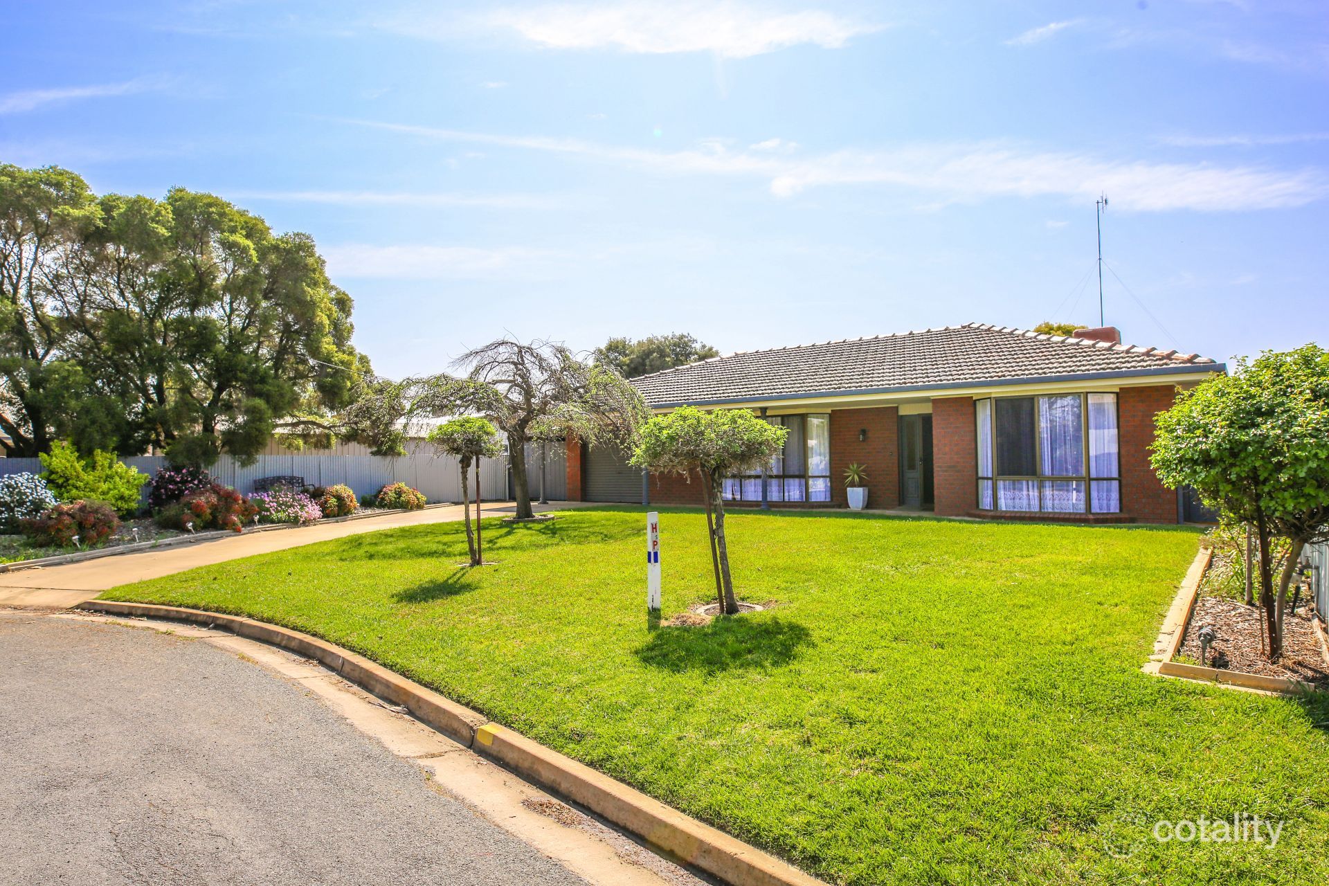 9 Mazamet Ct, Deniliquin, NSW 2710