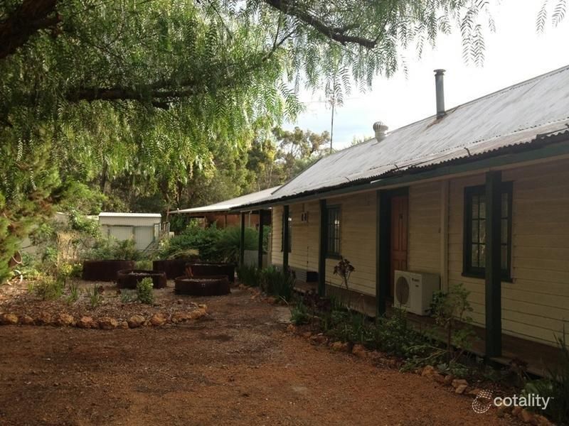 3 Wilson St, Wooroloo, WA 6558