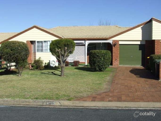 2/12 Andrew St, Inverell, NSW 2360