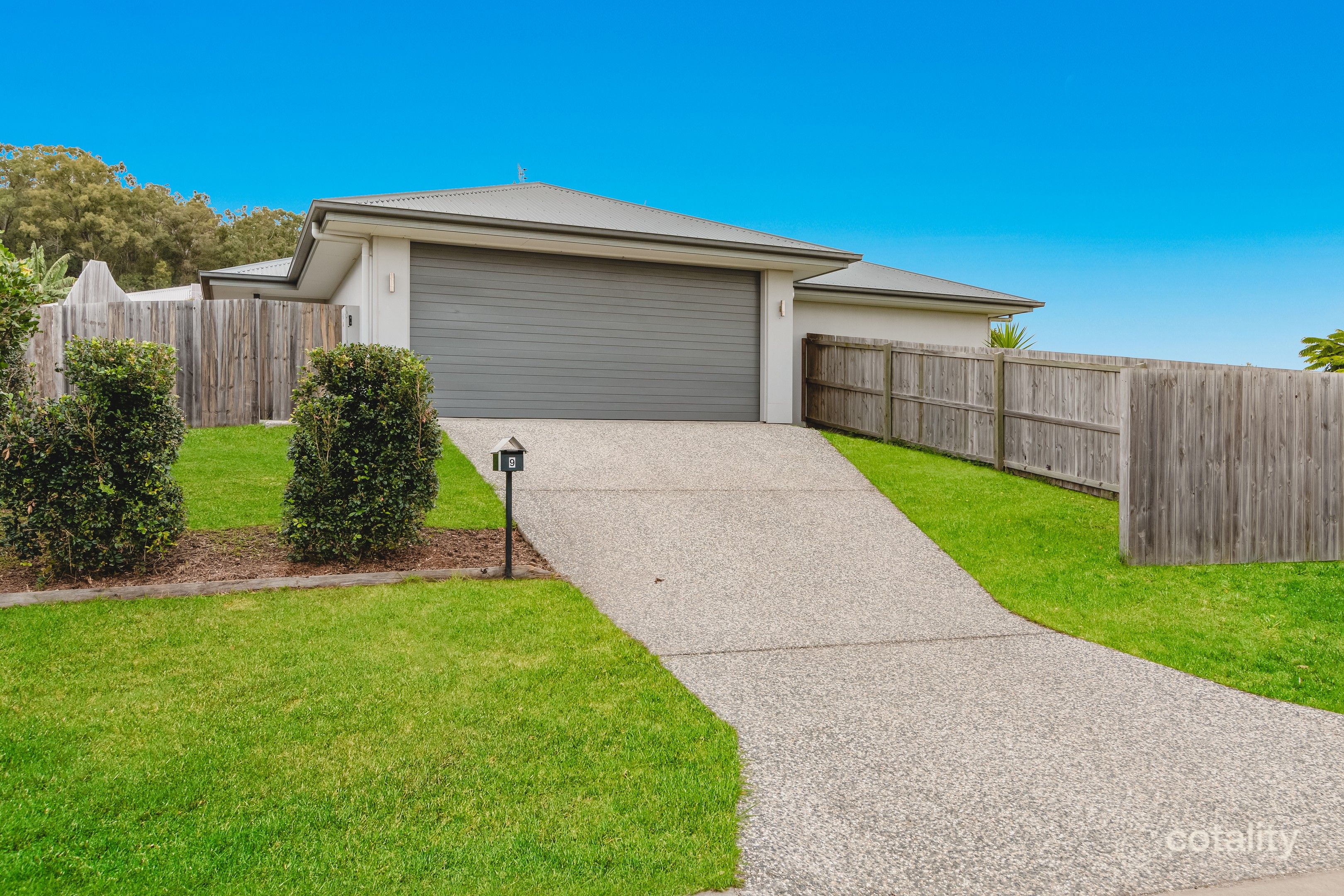 1/9 Oakwood St, Pimpama, QLD 4209